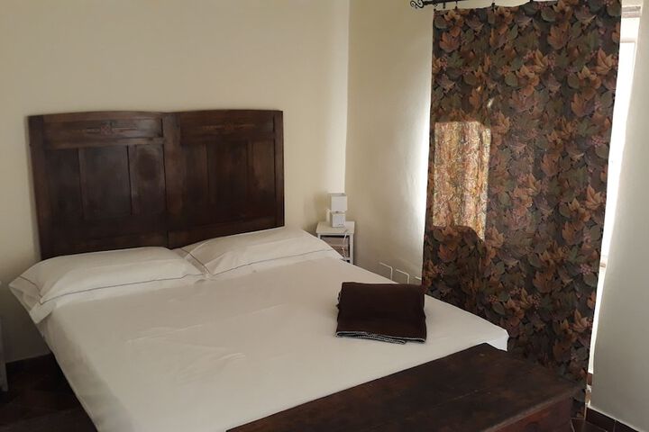 Room 7 of 42