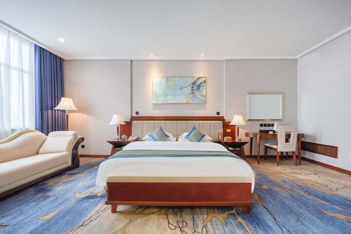 Room 14 of 41