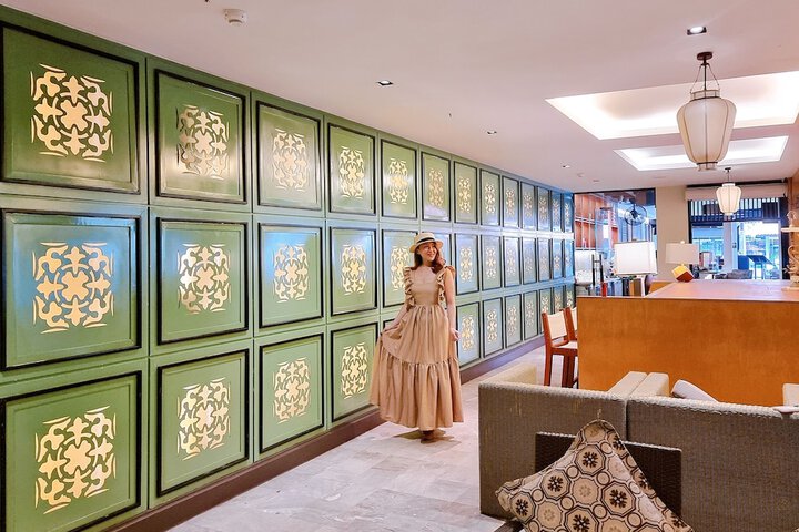 Entrance & Lobby