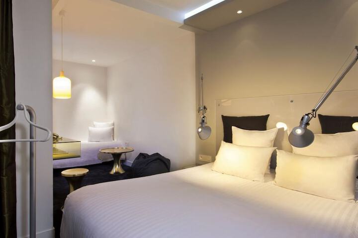 Room 14 of 34