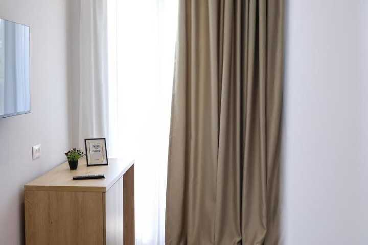 Room 17 of 65