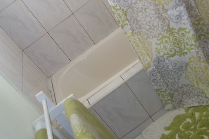 Room 35 of 60