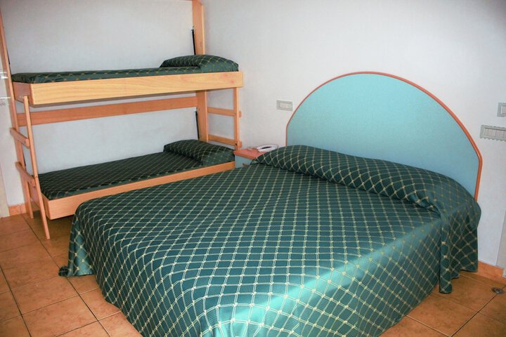 Room 4 of 54