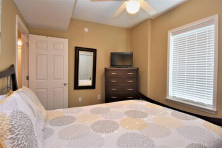 Room 184 of 200
