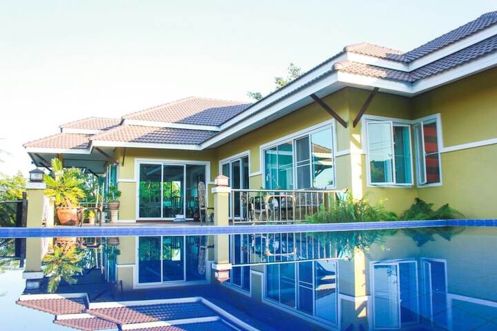 Pool 45 of 57