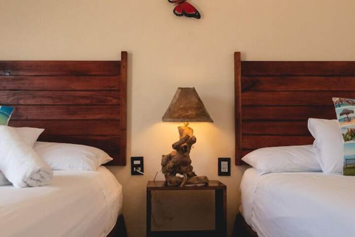 Room 2 of 145