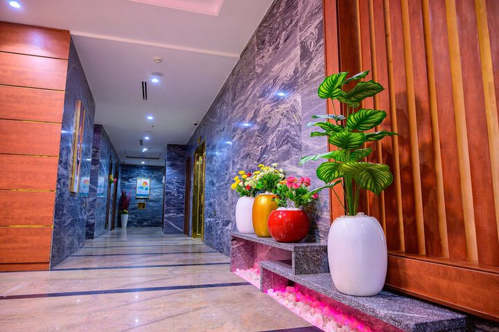 Hotel Interior 142 of 166