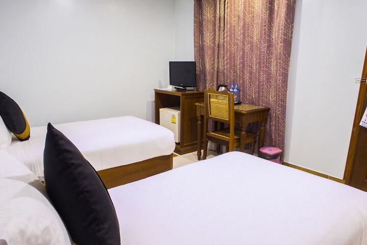 Room 72 of 110