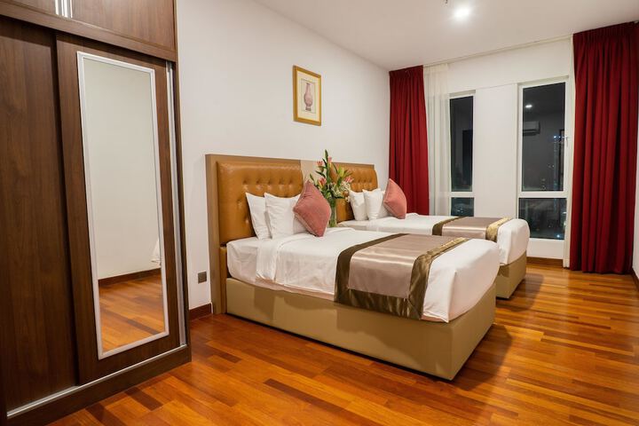 Room 14 of 49