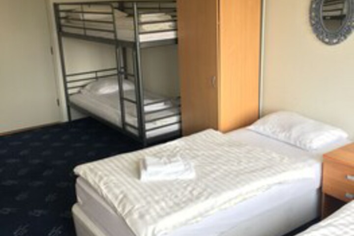 Room 14 of 49