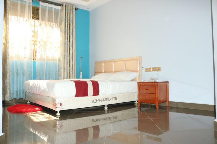 Room 3 of 23