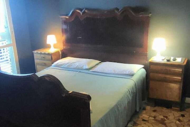 Room 18 of 51
