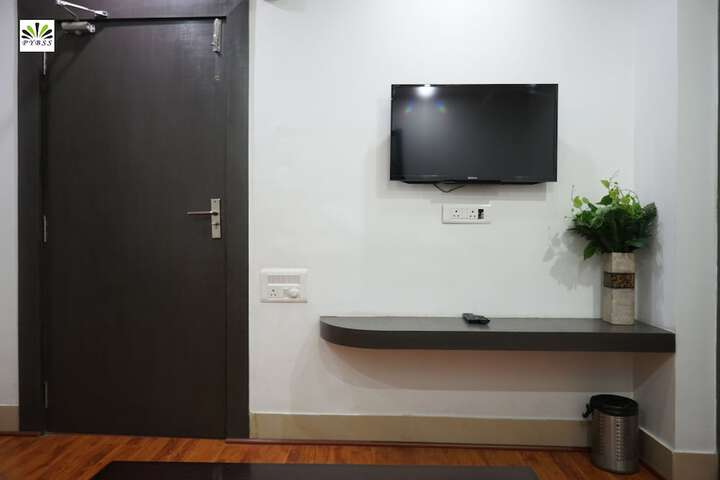 Room 19 of 94