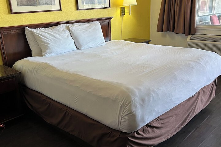 Room 7 of 20