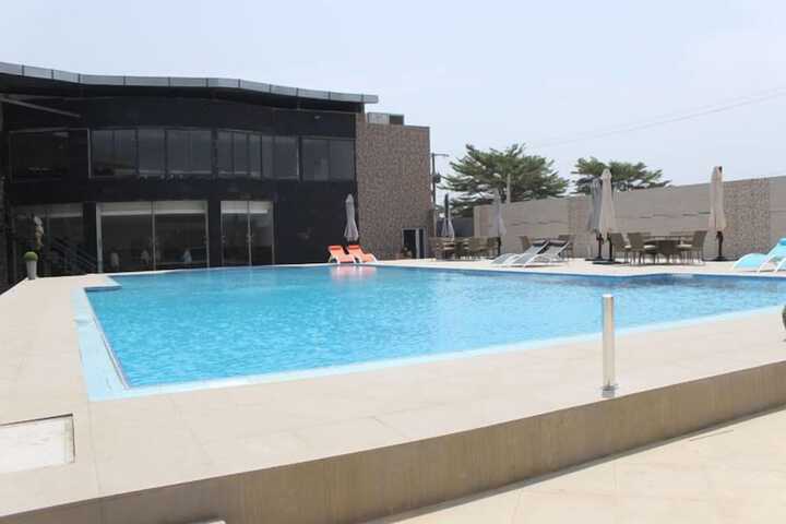 Pool 28 of 86