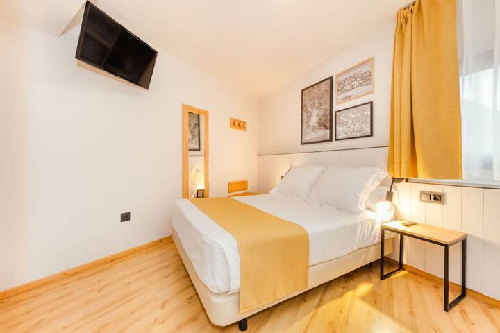Room 10 of 81