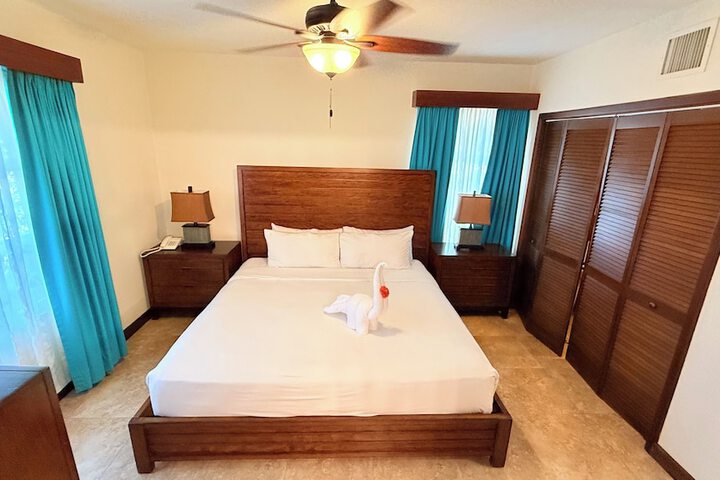 Room 41 of 172