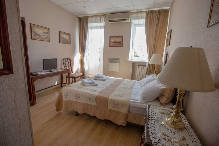 Room 12 of 67