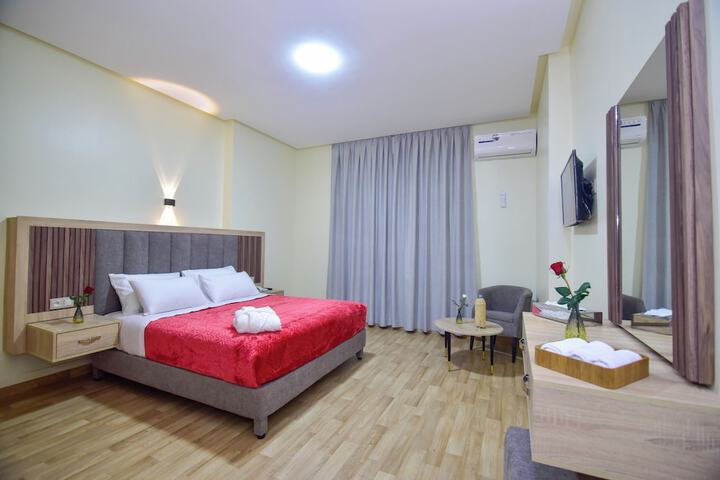 Room 34 of 60