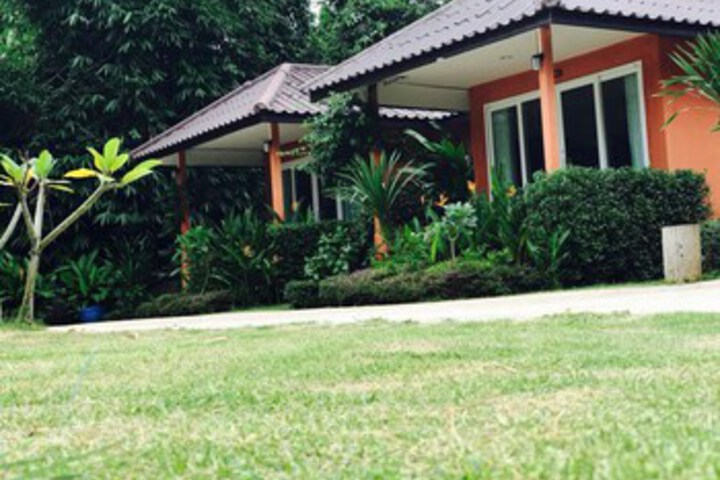 Property Grounds 13 of 28