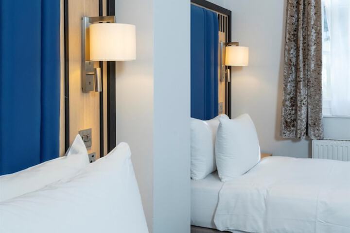 Room 40 of 109