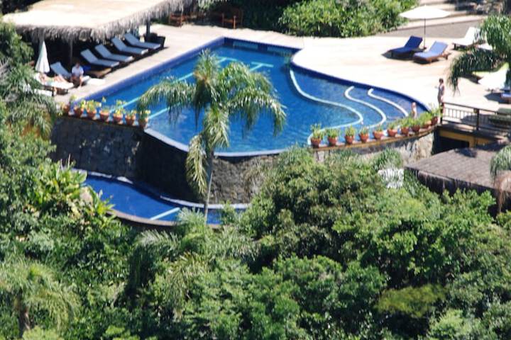 Pool 79 of 133