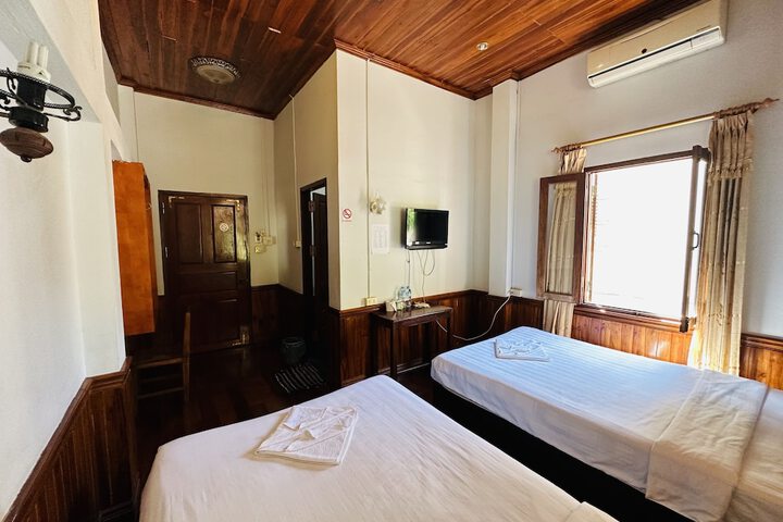 Room 60 of 149