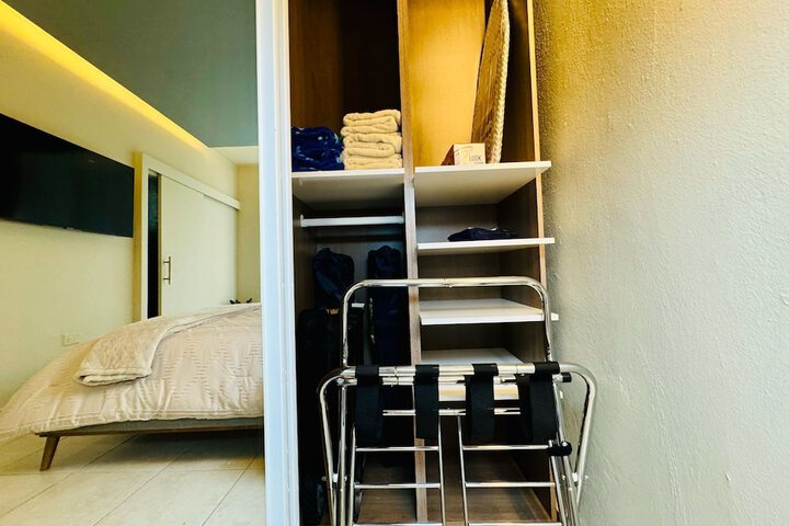 Room 73 of 224