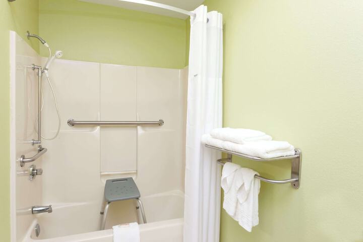 Standard King Bed Accessible (7 of 15)