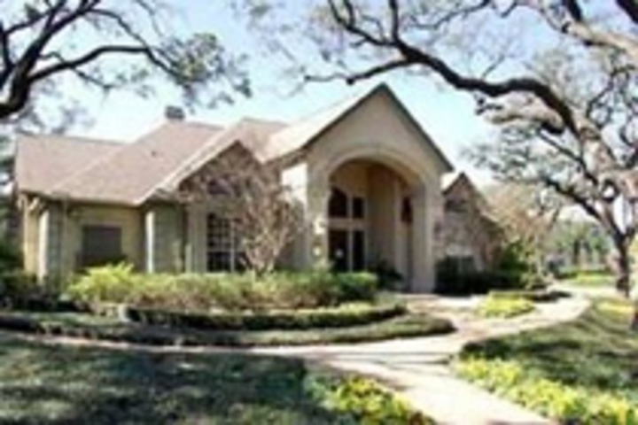 Oakwood at Midtown Arbor Place in Houston, TX