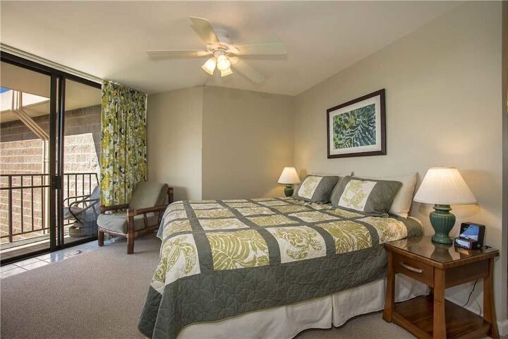 Kauhale Makai #607 condo by RedAwning in Kihei, HI