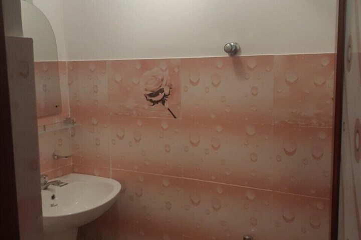 Room 25 of 54