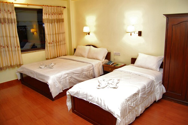 Room 6 of 35