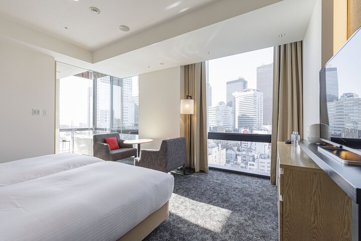 Room 32 of 121