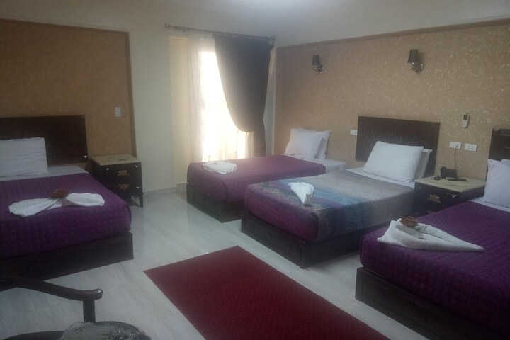 Room 46 of 91