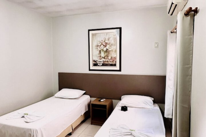 Room 7 of 61