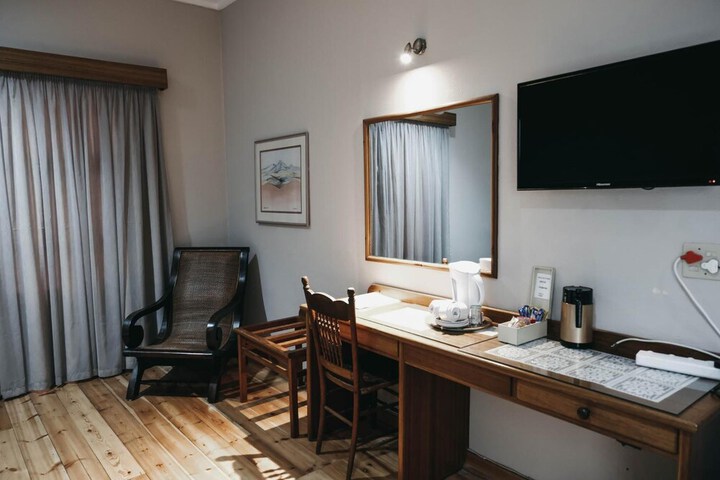 Room 15 of 54