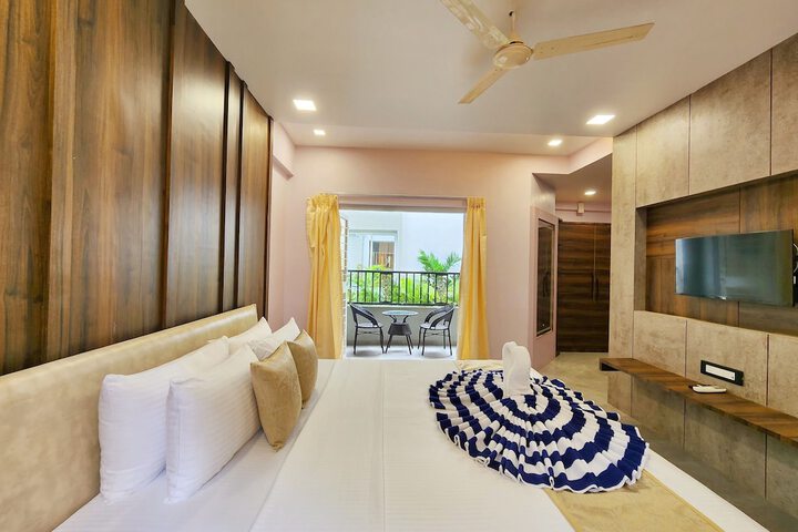 Room 8 of 27