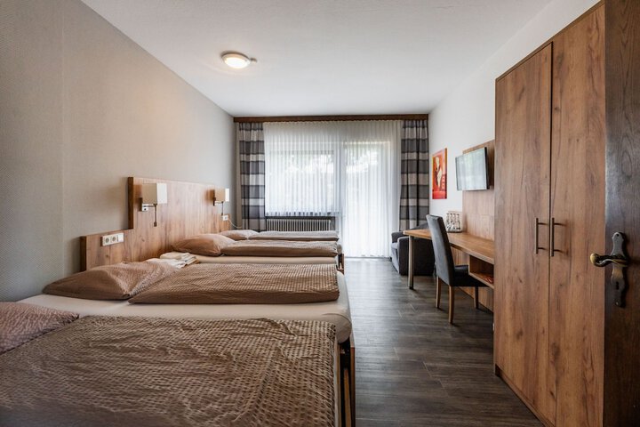 Room 28 of 112
