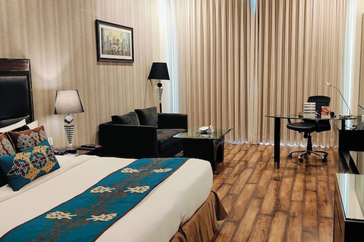 Room 19 of 75