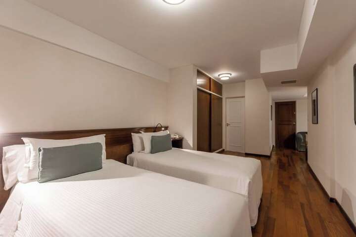 Room 13 of 67