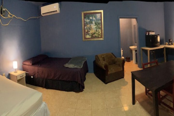 Room 9 of 19