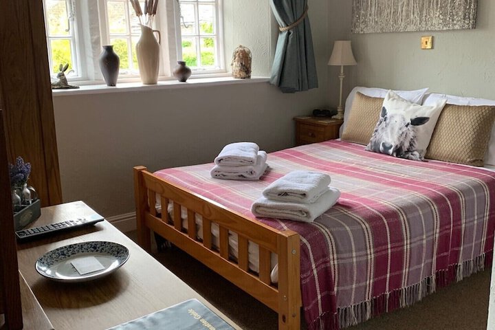 Room 4 of 26