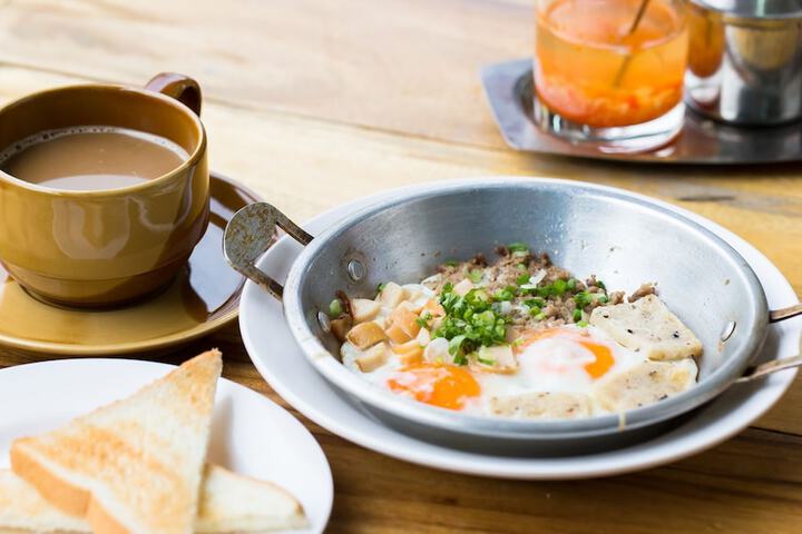 Breakfast meal