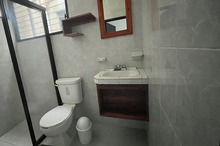 Room 83 of 108