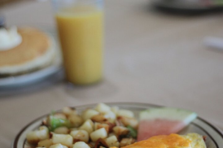 Breakfast/Coffee Service 48 of 72