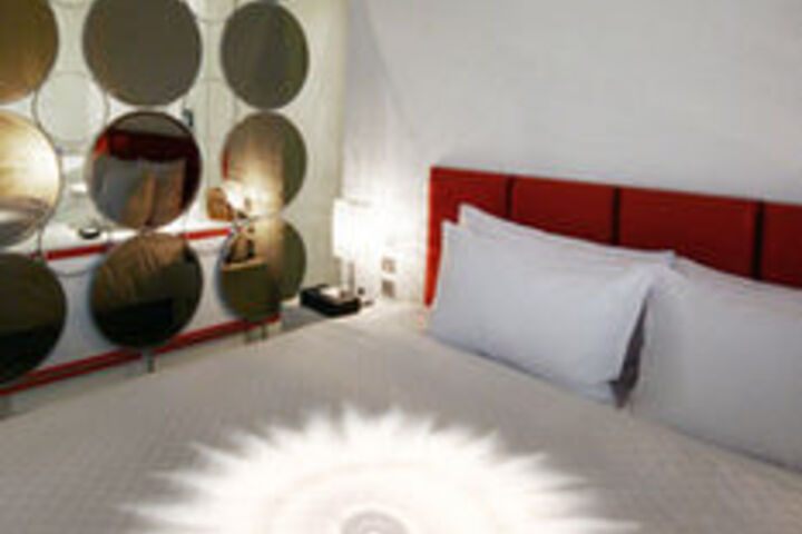 Room 14 of 49