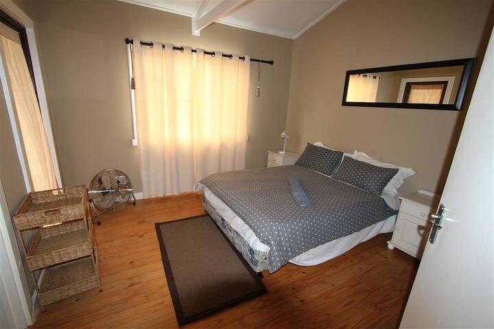 Room 9 of 73