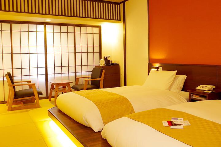 Room 9 of 70