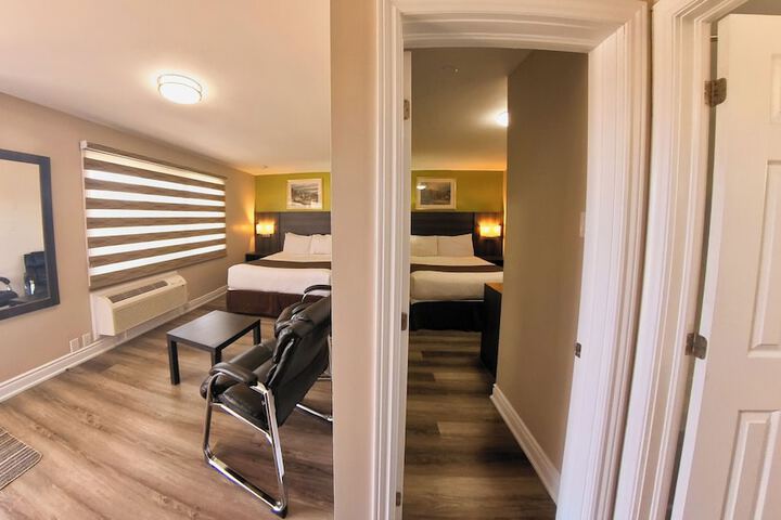 Room 10 of 39
